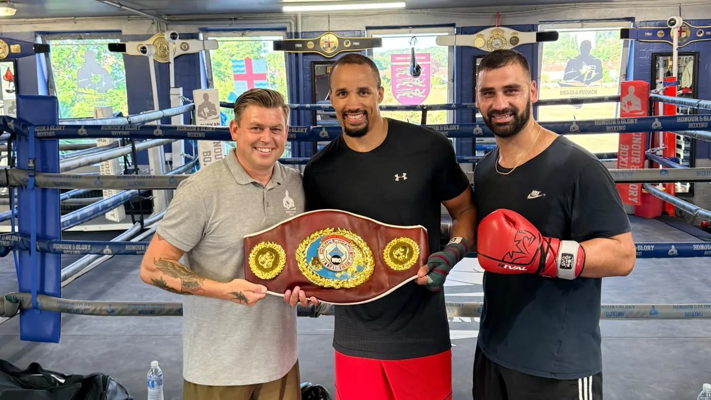 Ellis Zorro Trains at H&G with Ibz Mercan