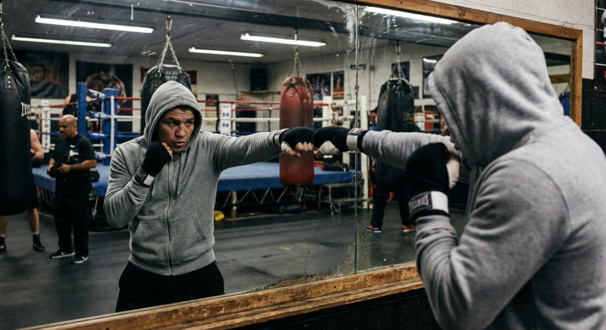 How To Throw A Jab - illustration 3