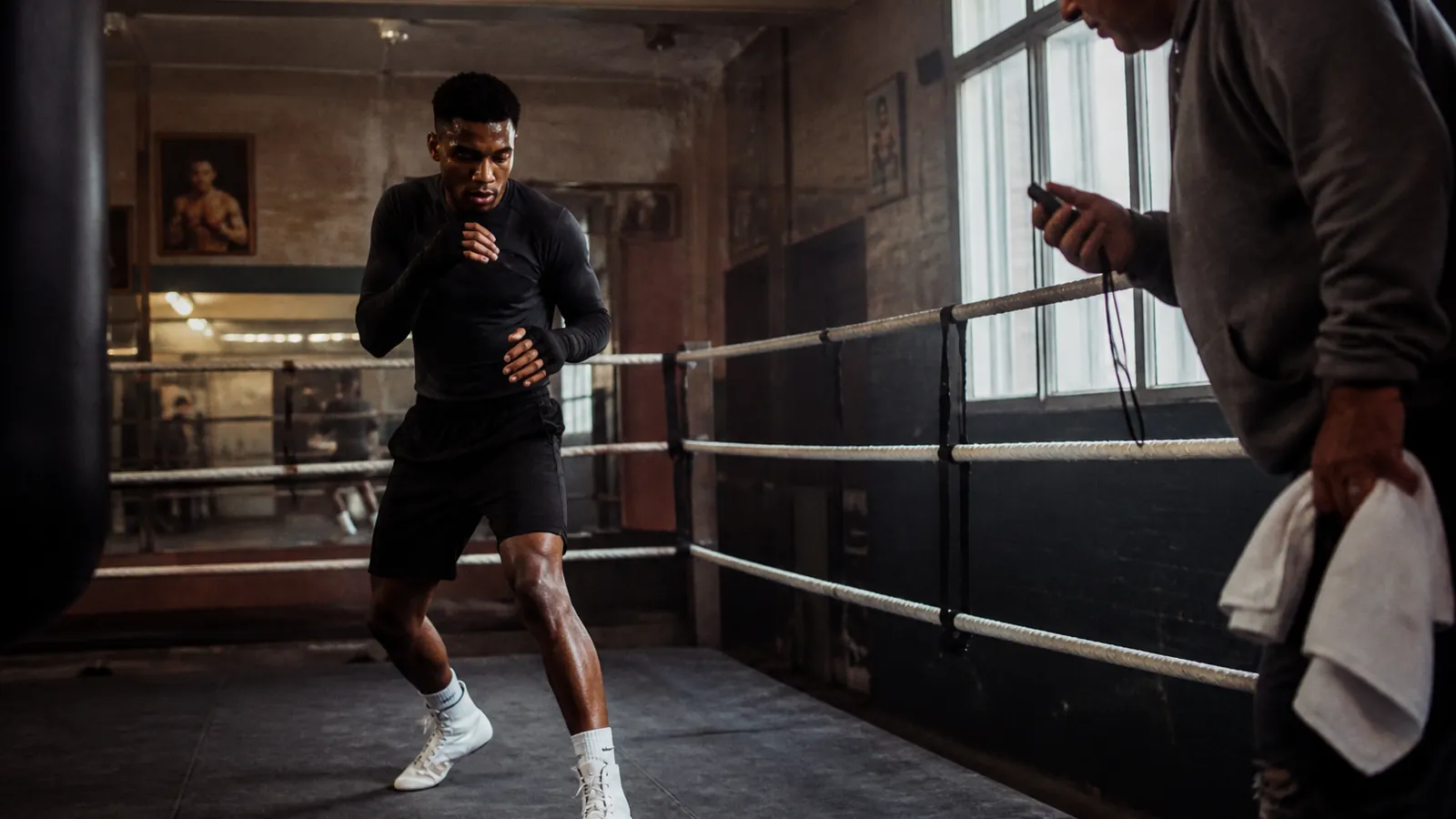 Article-specific boxing preparation image
