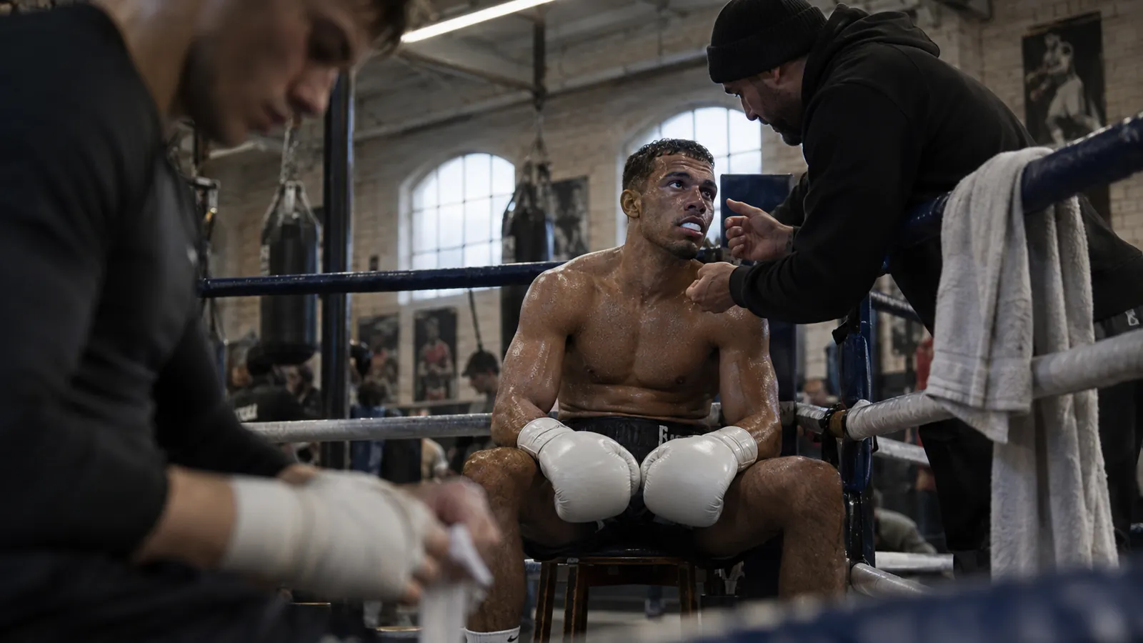 Article-specific boxing preparation image