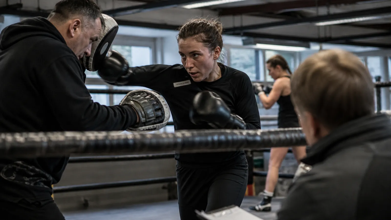 Article-specific boxing preparation image