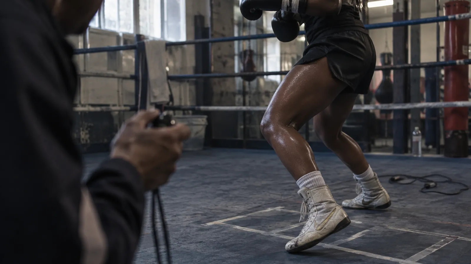 Article-specific boxing preparation image