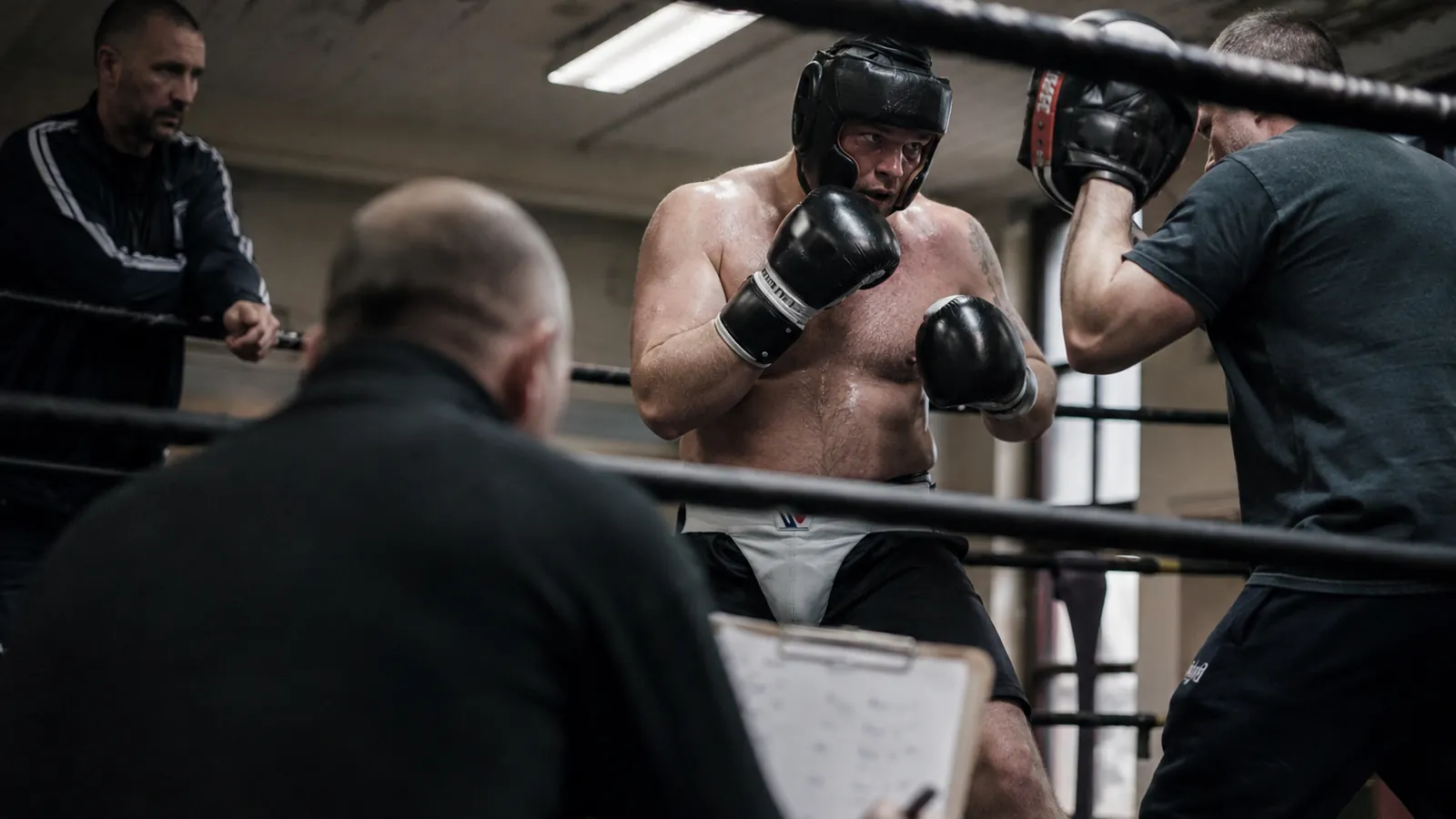 Article-specific boxing preparation image