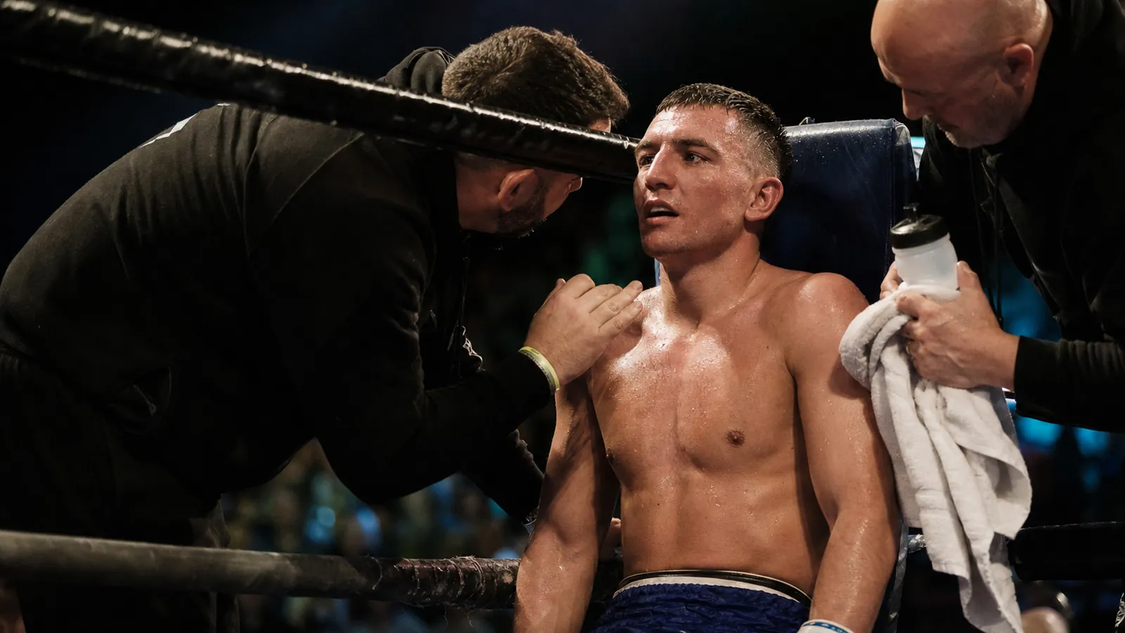 Article-specific boxing training image