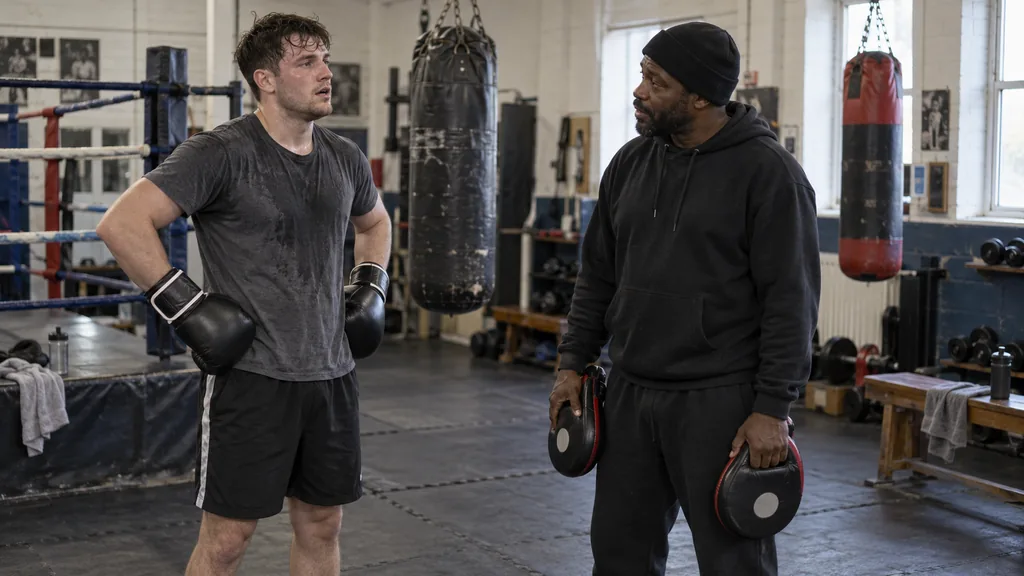 Adult beginner tells a coach they need a short pause between controlled pad rounds
