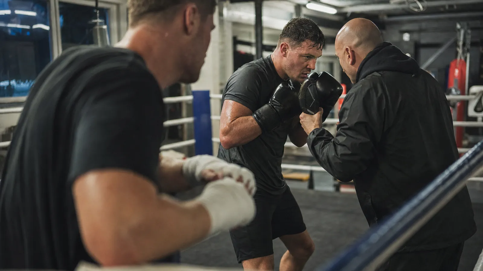 Article-specific boxing preparation image