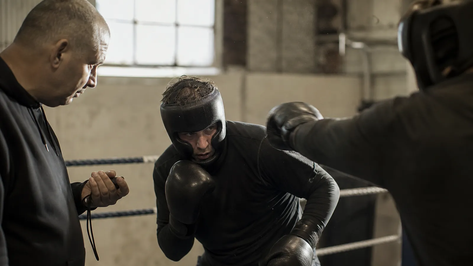 Article-specific boxing training image