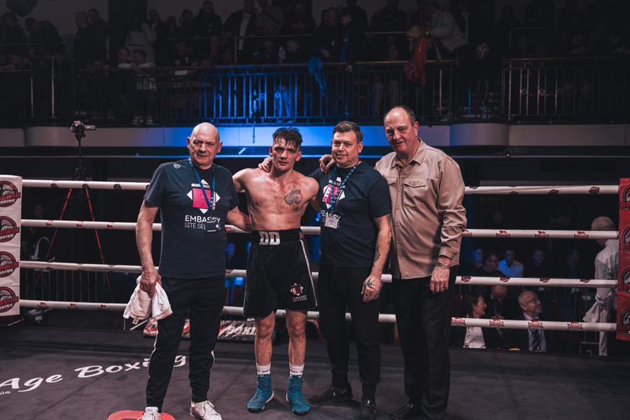 Professional boxing at Honour & Glory - photo 13