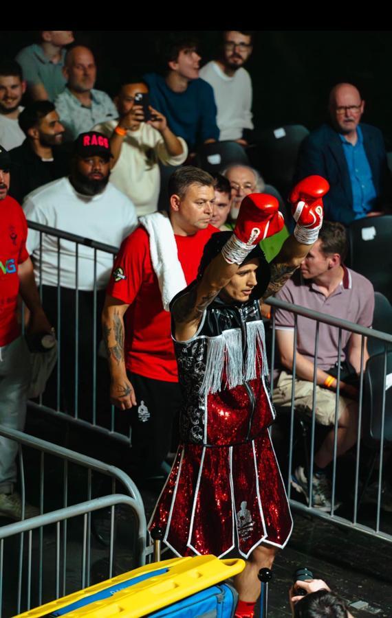 Professional boxing at Honour & Glory - photo 27