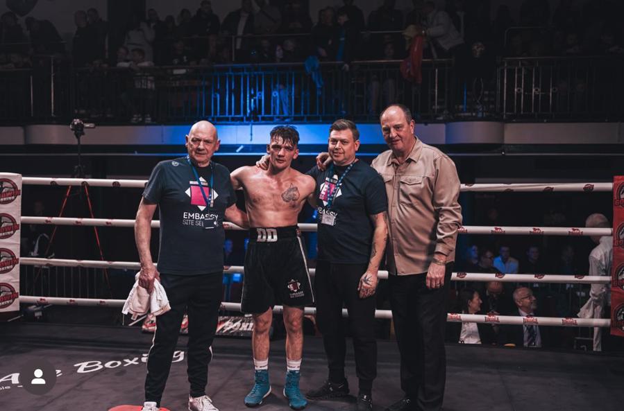 Professional boxing at Honour & Glory - photo 28