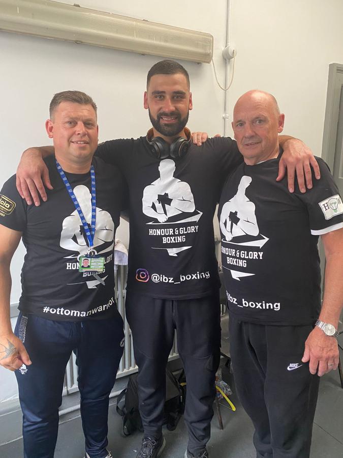 Team Honour & Glory with Ibz - backstage at fight night
